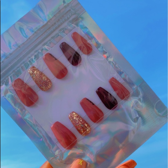 Mauve Set - Picture 2 of 4